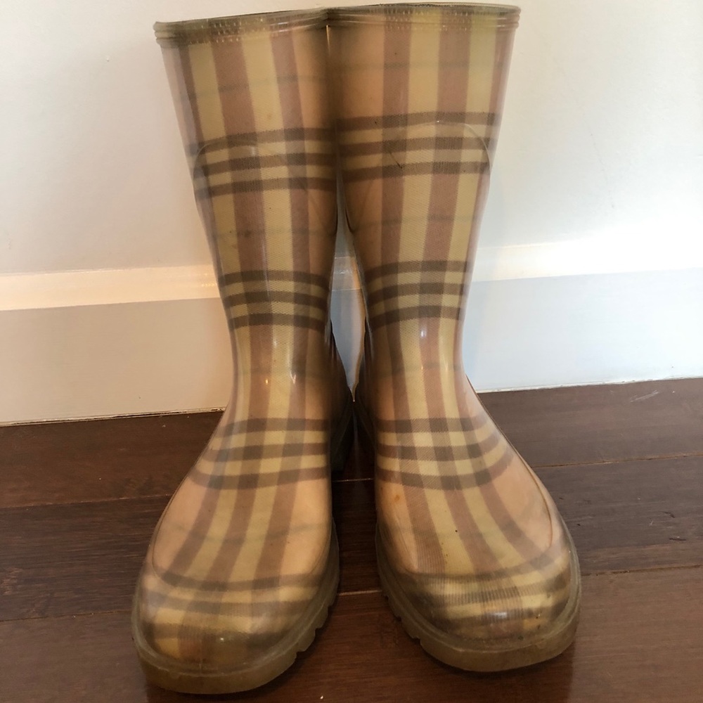 Burberry Rainboots